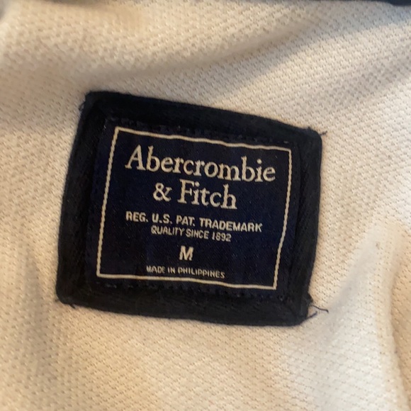 Abercrombie & Fitch Half Zip Sweatshirt - Picture 7 of 7